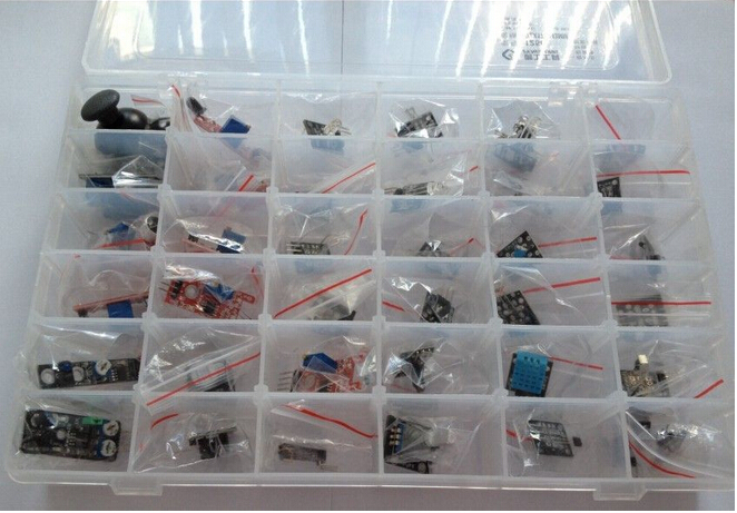 Starter kit per Arduino DIY che impara 37 moduli del sensore in un cicalino di passivo del relè della scatola 5V